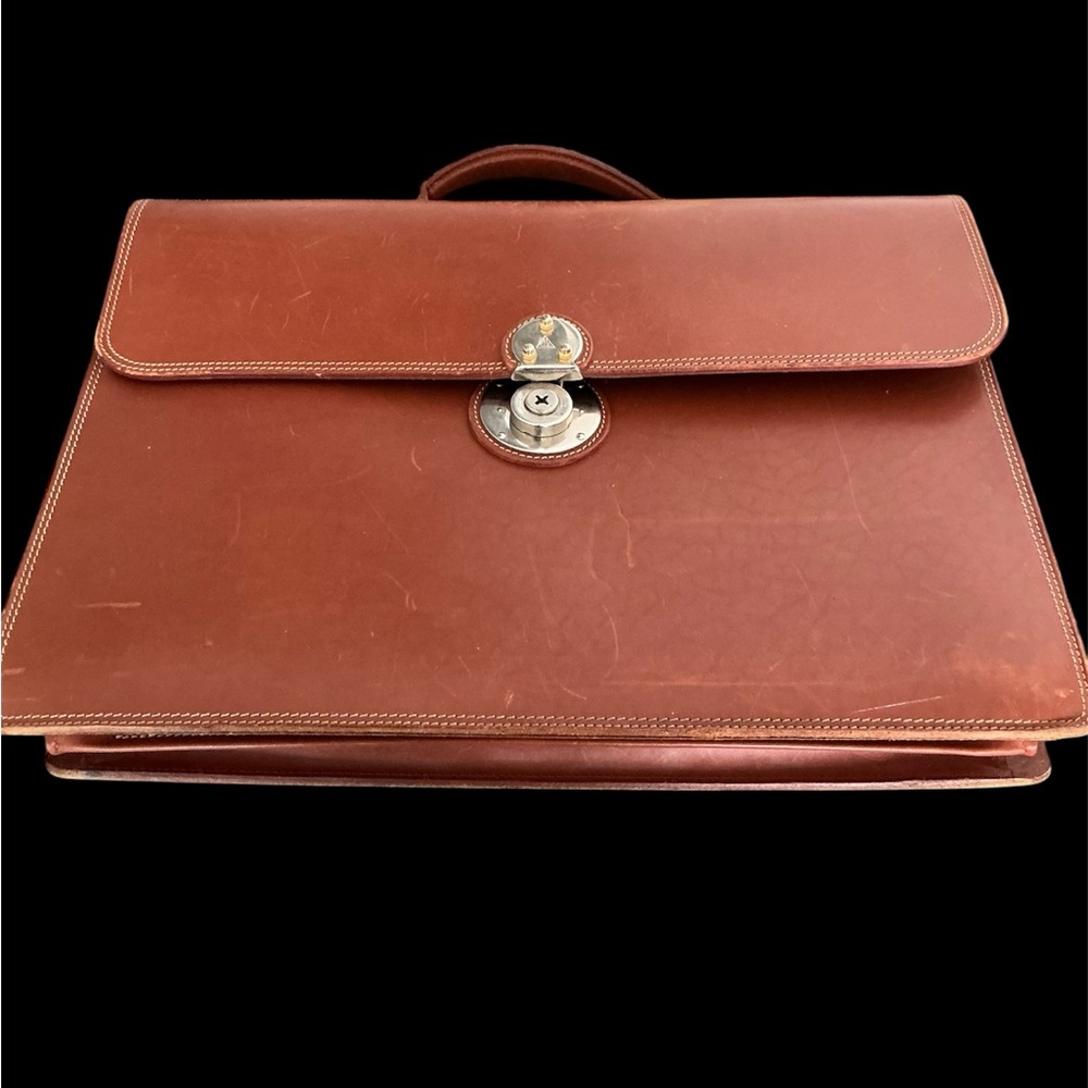 Men's or women’s Cuir Royale Brown Leather Briefcase with Lock Closure